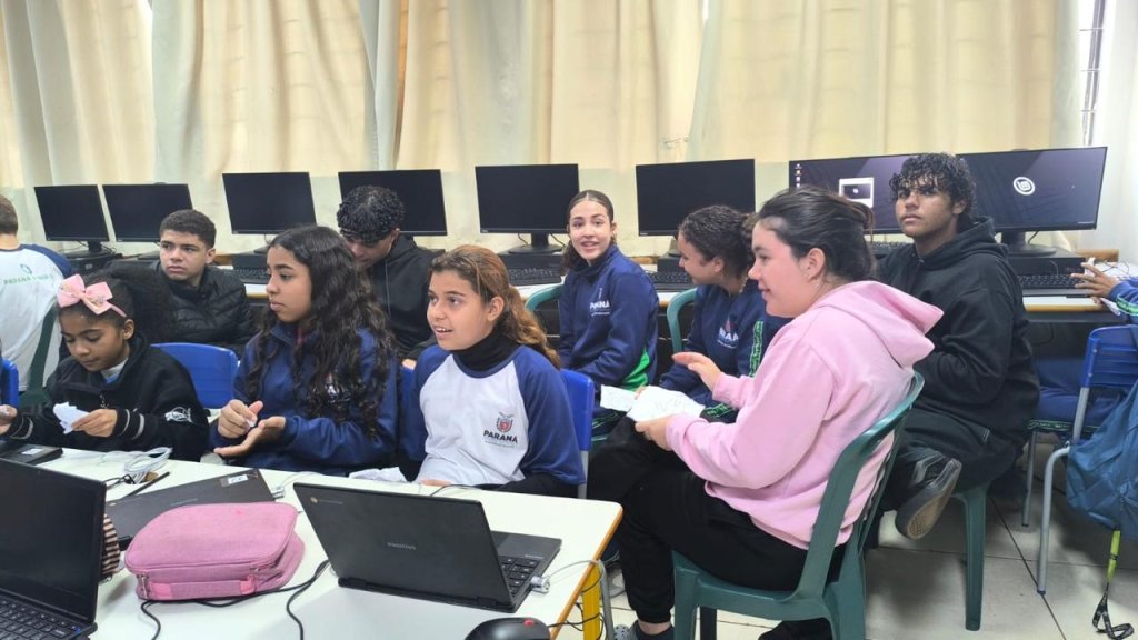 SAÚDE NA ESCOLA - COLÉGIO HUMBERTO