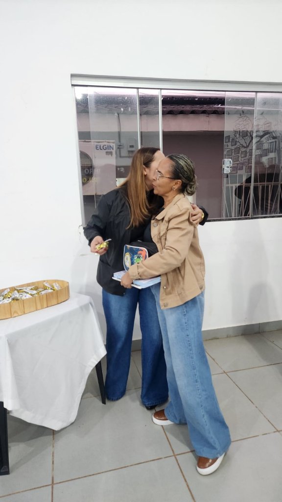 FORMAÇÃO CONTINUADA DE PROFESSORES
