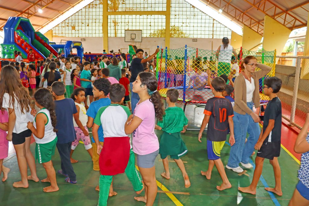 ESCOLA VANIA MARIA SIMÃO