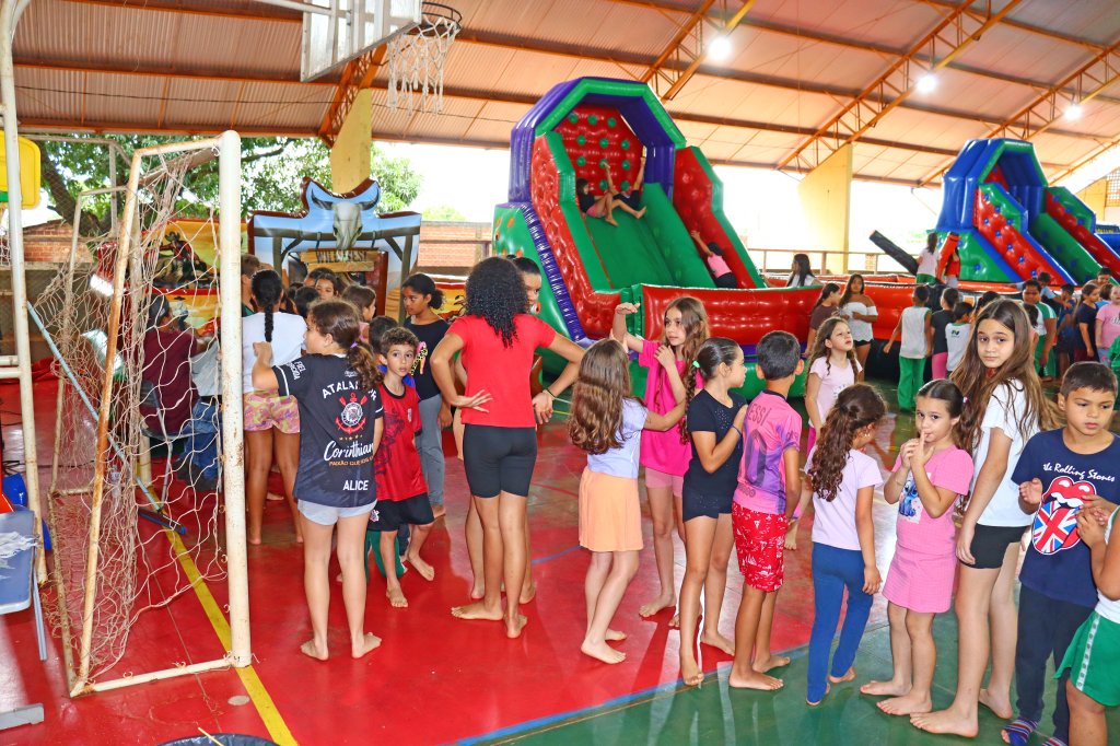 ESCOLA VANIA MARIA SIMÃO